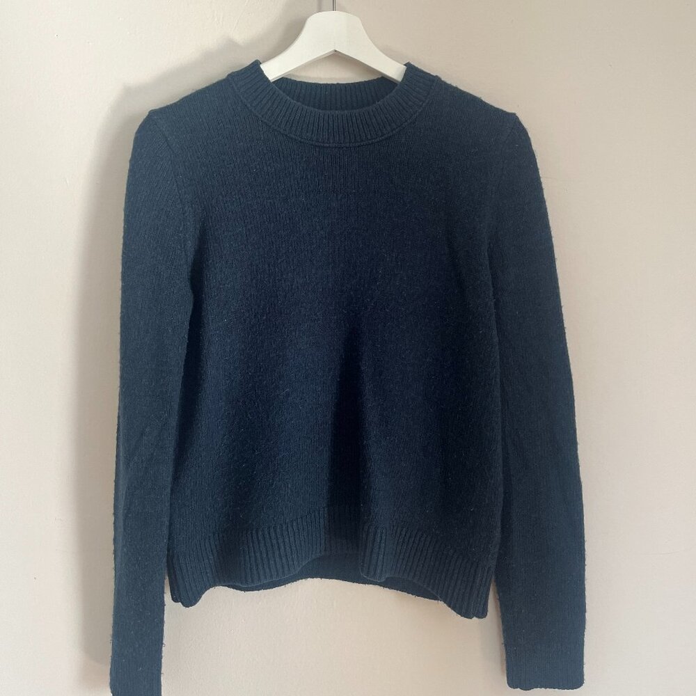 Banana Republic mock neck sweater size S